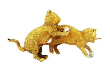 14K GOLD ANTIQUE CATS BROOCH WITH NATURAL PEARLS