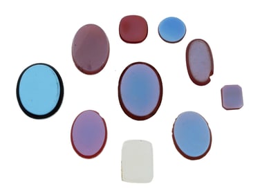 COLLECTION OF VICTORIAN MANNER CARVED AGATE INTAGLIOS