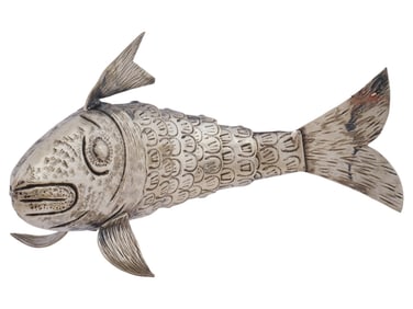 VINTAGE EUROPEAN SILVER PLATED FISH FIGURE