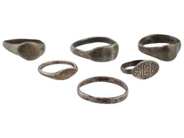 COLLECTION OF ANCIENT SILVER RINGS OF EASTERN ORIGIN