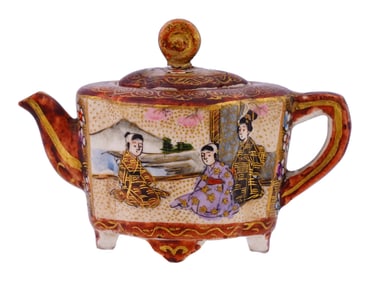 MINI JAPANESE SATSUMA HAND PAINTED PORCELAIN TEA POT