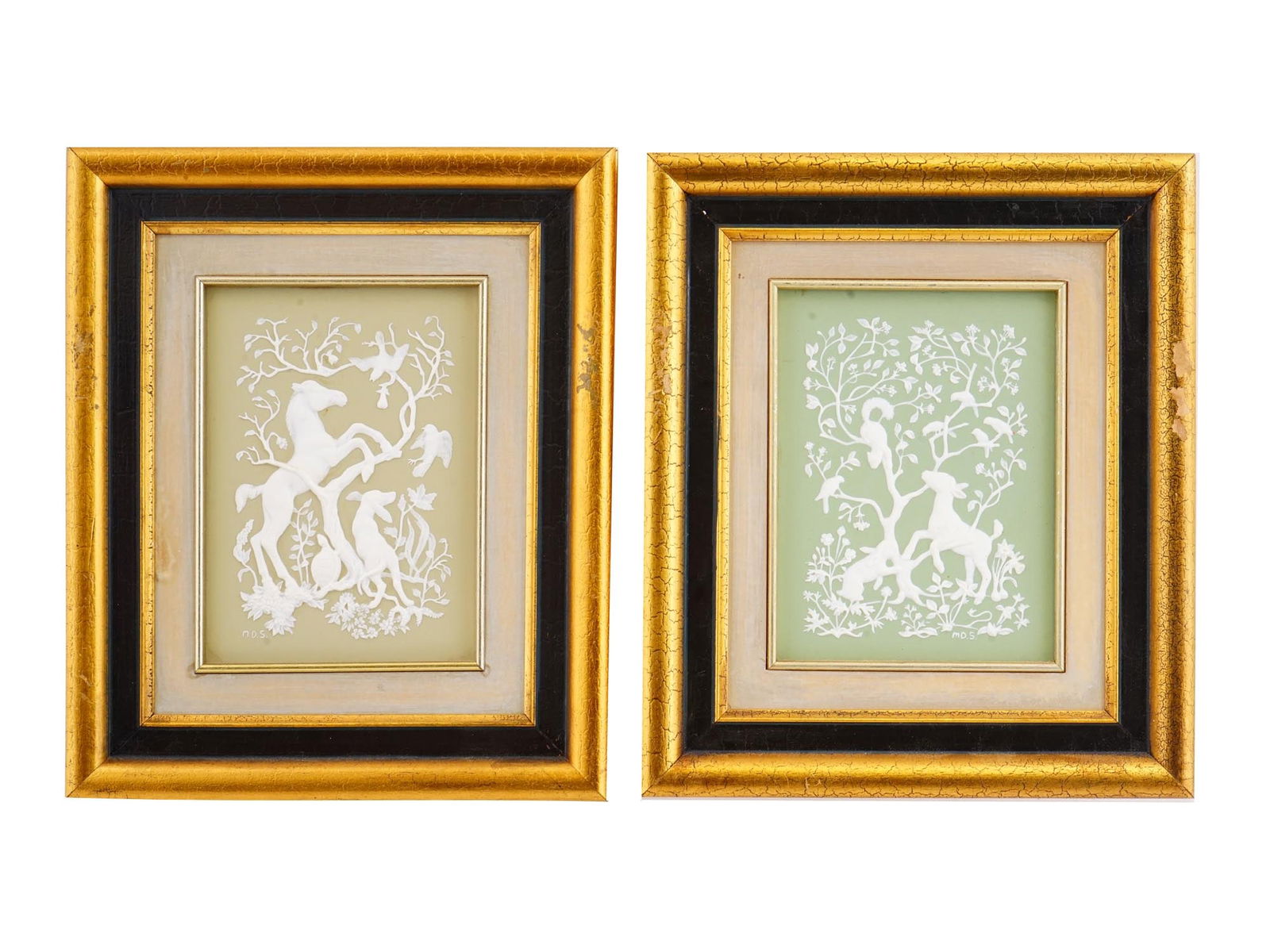 WEDGWOOD JASPERWARE FLORA AND FAUNA WALL PLAQUES (1 of 5)