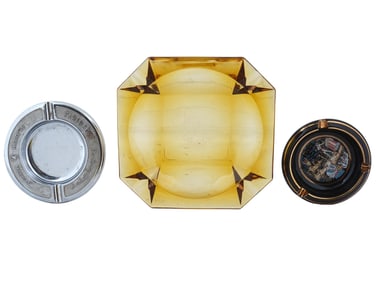 VINTAGE GREEK PORCELAIN 21K GOLD AND PARAMOUNT ASHTRAYS