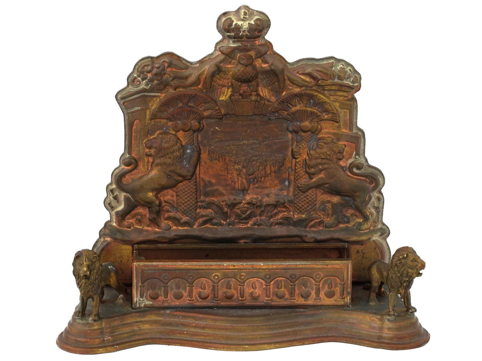 ANTIQUE BRASS JUDAICA WALL MENORAH WITH LIONS AND CROWN (1 of 6)