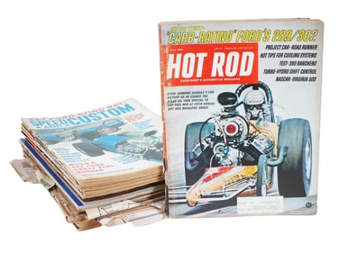 LARGE COLLECTION OF VINTAGE AMERICAN CAR MAGAZINES