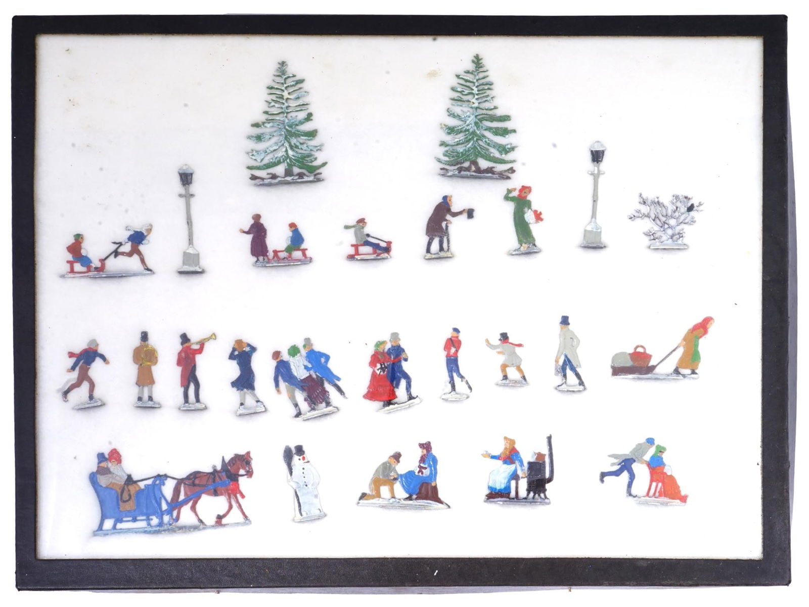 ANTIQUE TOY FIGURINES CHRISTMAS SLEIGH RIDERS SKATERS (1 of 8)