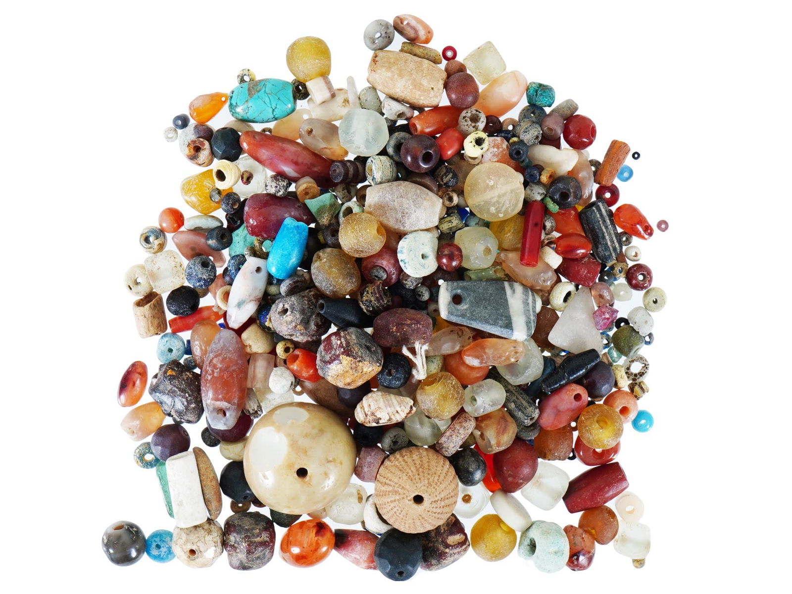 ANCIENT GLASS AND STONE BEADS OF VARIOUS DESIGNS (1 of 2)