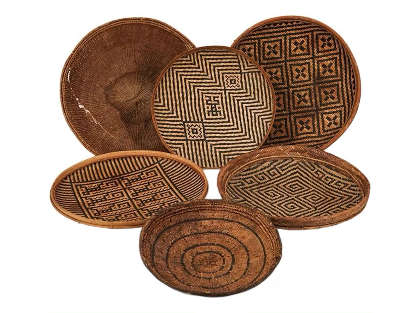 SIX NATIVE AMERICAN WOVEN DECORATIVE TRAY BASKETS (1 of 8)