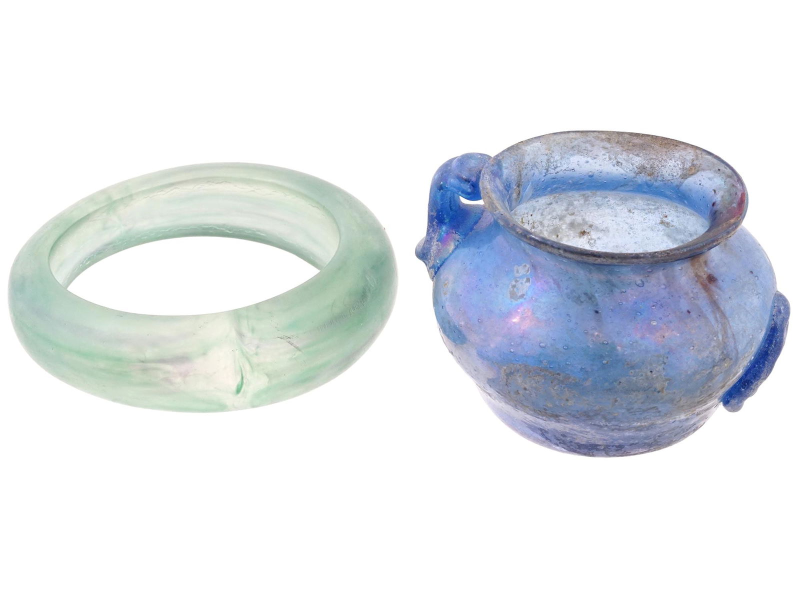 TWO VINTAGE ROMAN MANNER ITEMS GLASS VESSEL RING (1 of 10)