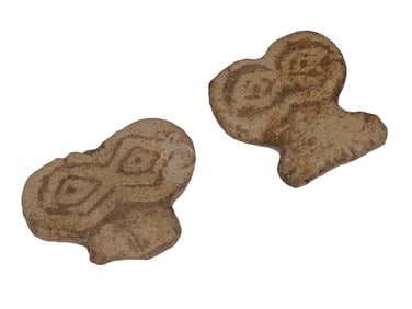 ANCIENT CARVED STONE FRAGMENTS OF EYE IDOLS
