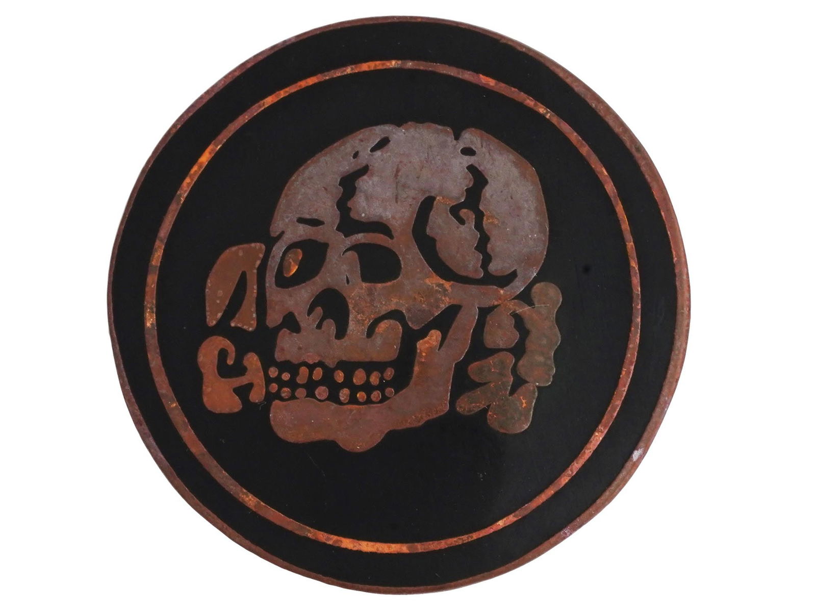 WWII NAZI GERMAN TOTENKOPF PIN BADGE: A WWII Nazi German Totenkopf pin badge. Marked to the back. Second World War Nazi German Third Reich Badges And Military Decorations For Collectors. Dimensions: D 1 in. All measurements are approximat