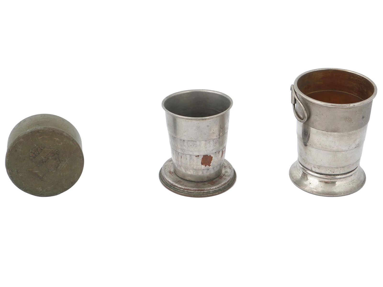 PAIR OF COLLAPSIBLE DRINKING TRAVEL CUPS W CASE (1 of 8)