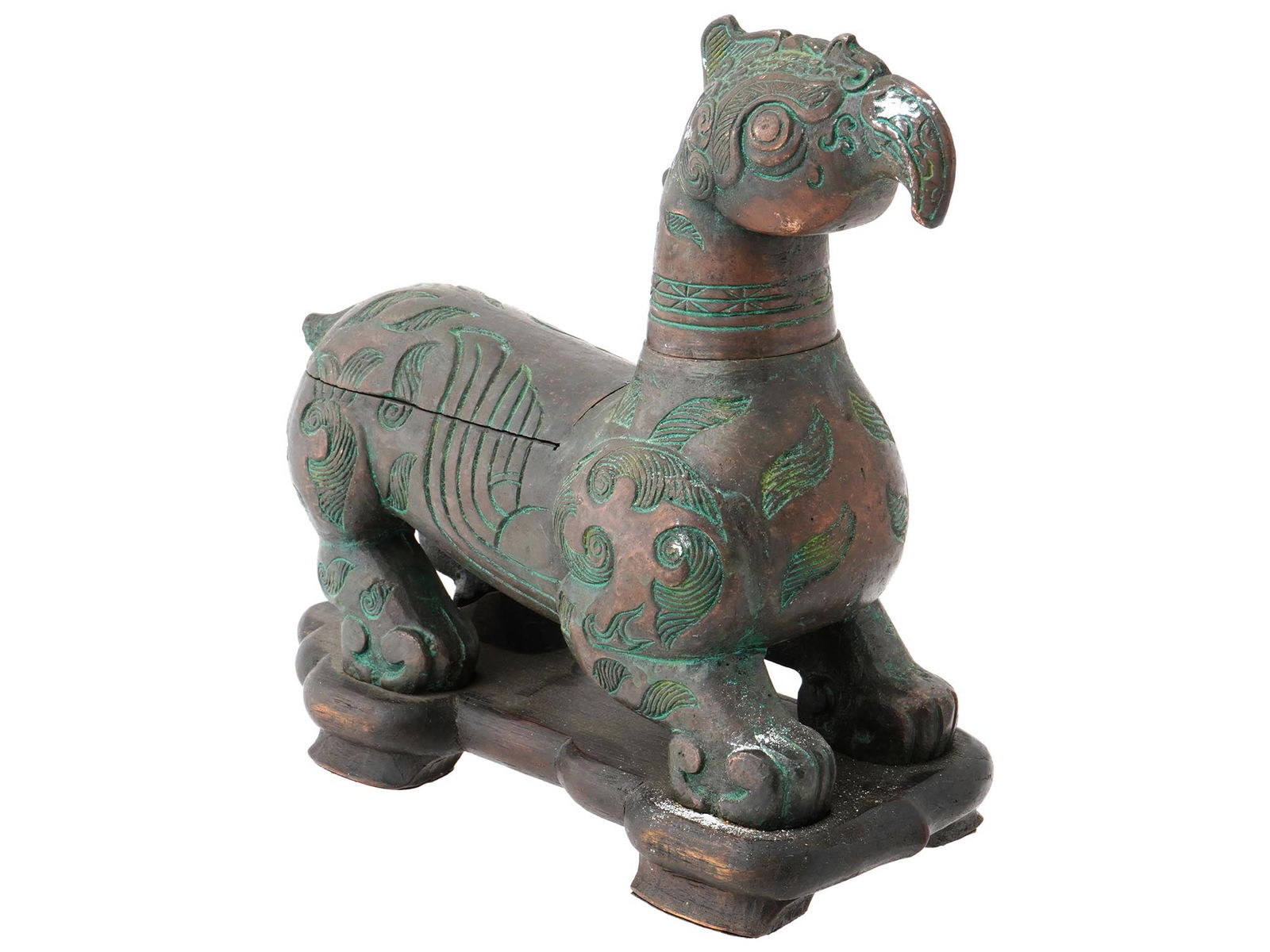 CHINESE BRONZE GRIFFIN FIGURAL LIGHTER AND BOX (1 of 11)