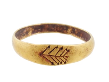 ANCIENT ROMAN GOLD RING WITH IMAGE OF THE TREE OF LIFE