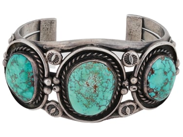 VINTAGE NATIVE AMERICAN NAVAHO STERLING SILVER BRACELET