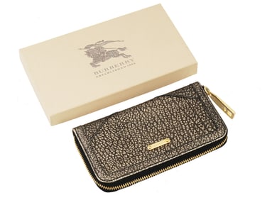 VINTAGE LADIES CALF LEATHER CLUTCH BY BURBERRY