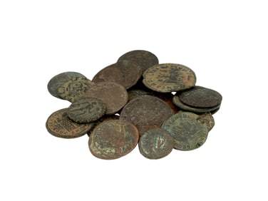 GROUP OF ANCIENT ROMAN BRONZE COINS 100 TO 300 AD