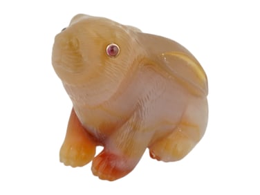 RUSSIAN CARVED HONEY AGATE RUBY EYES RABBIT FIGURINE
