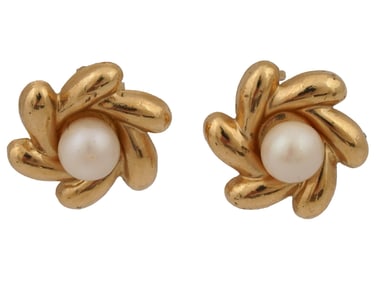 14K GOLD JCM LONDON MOTHER OF PEARL FLORAL EARRINGS