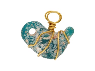 100 TO 300 AD ANCIENT ROMAN GOLD GLASS BIRD EARRING