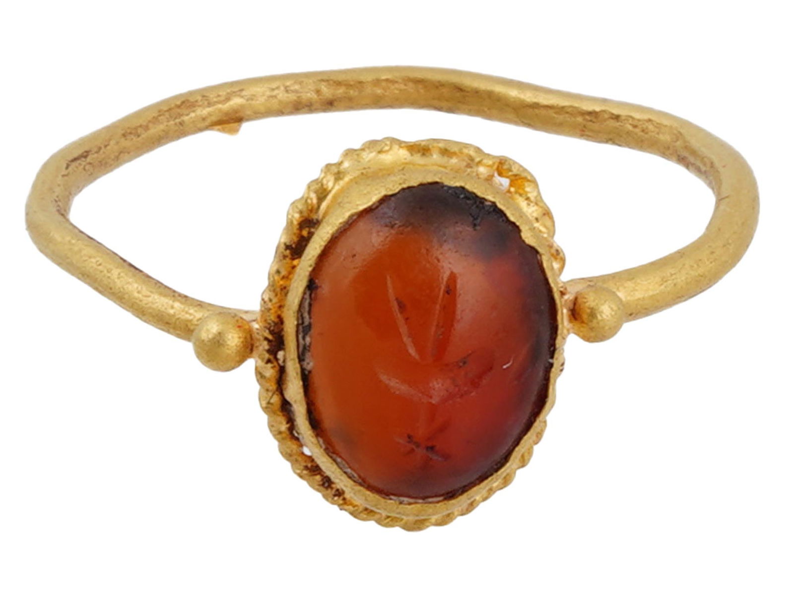 ANCIENT ROMAN EMPIRE GOLD CARNELIAN INTAGLIO RING (1 of 4)