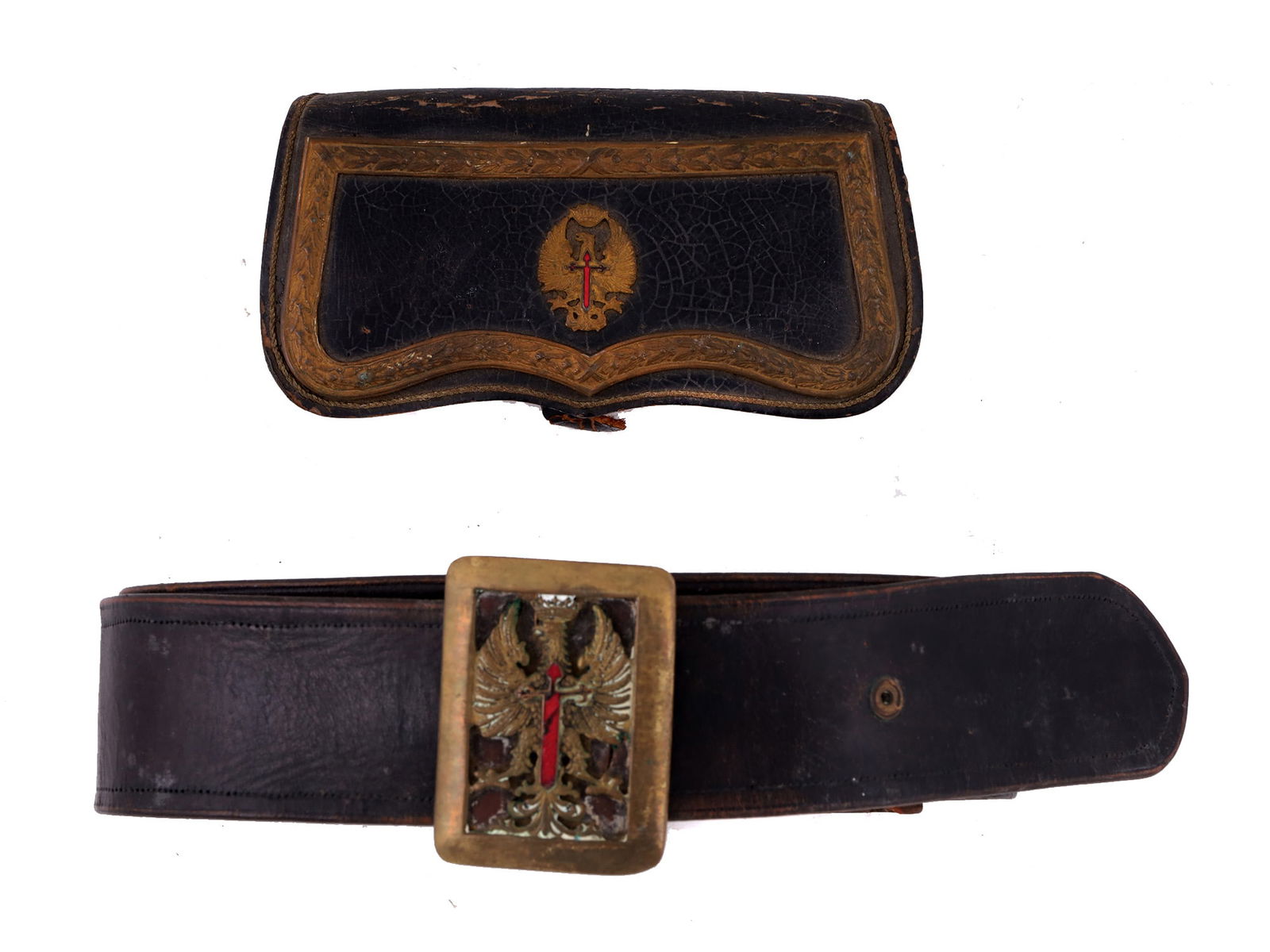 A PRE WW2 FRANCO SPAIN PARADE BELT AND BELT POUCH (1 of 3)