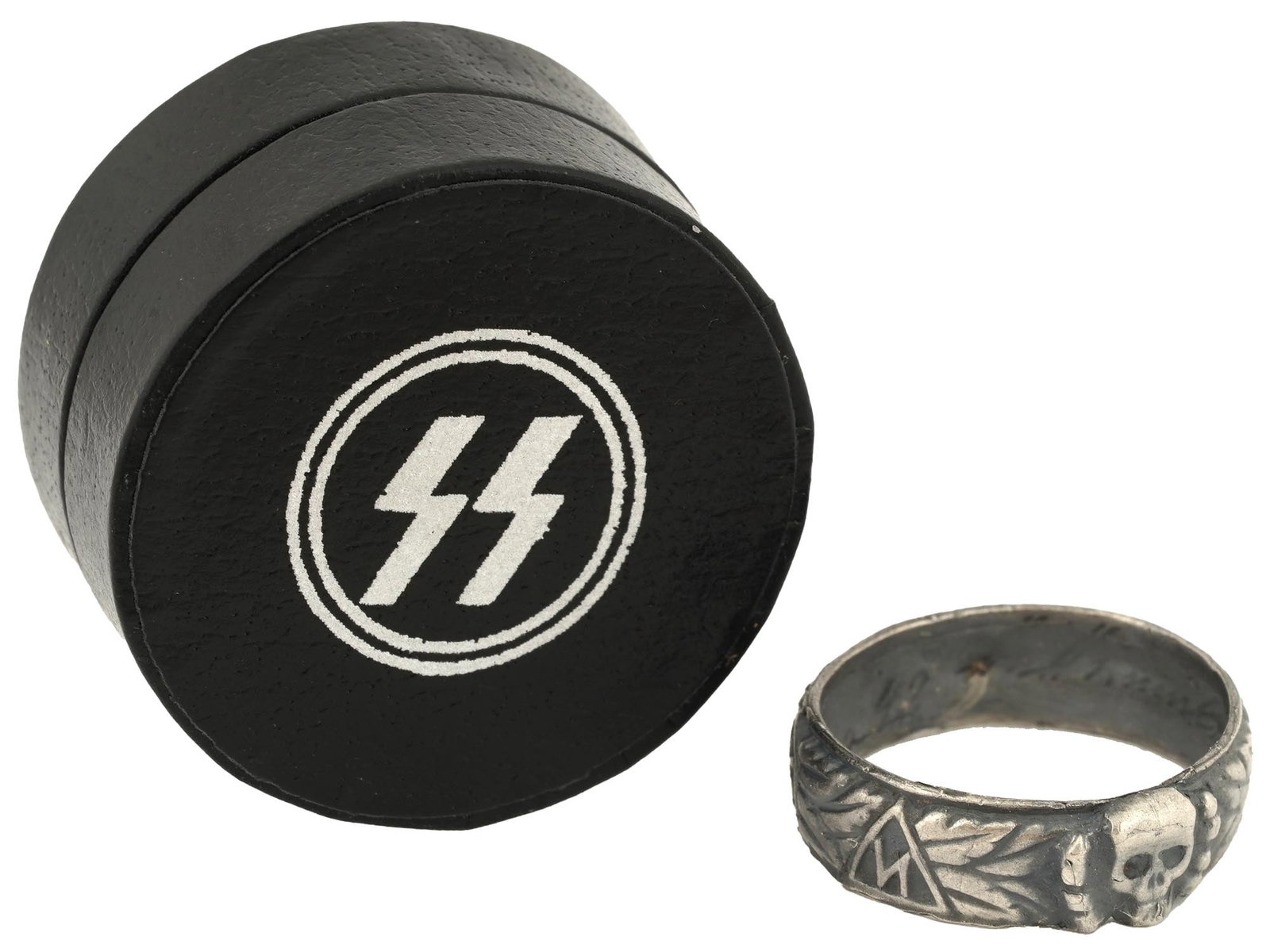 WWII TYPE NAZI GERMAN SS HIMMLER SILVER HONOR RING: A WWII type Nazi German Third Reich SS Himmler silver honor ring in the box. The exterior of the ring is engraved with oak leaves and rune patterns, and a Totenkopf insignia to the center. The interio