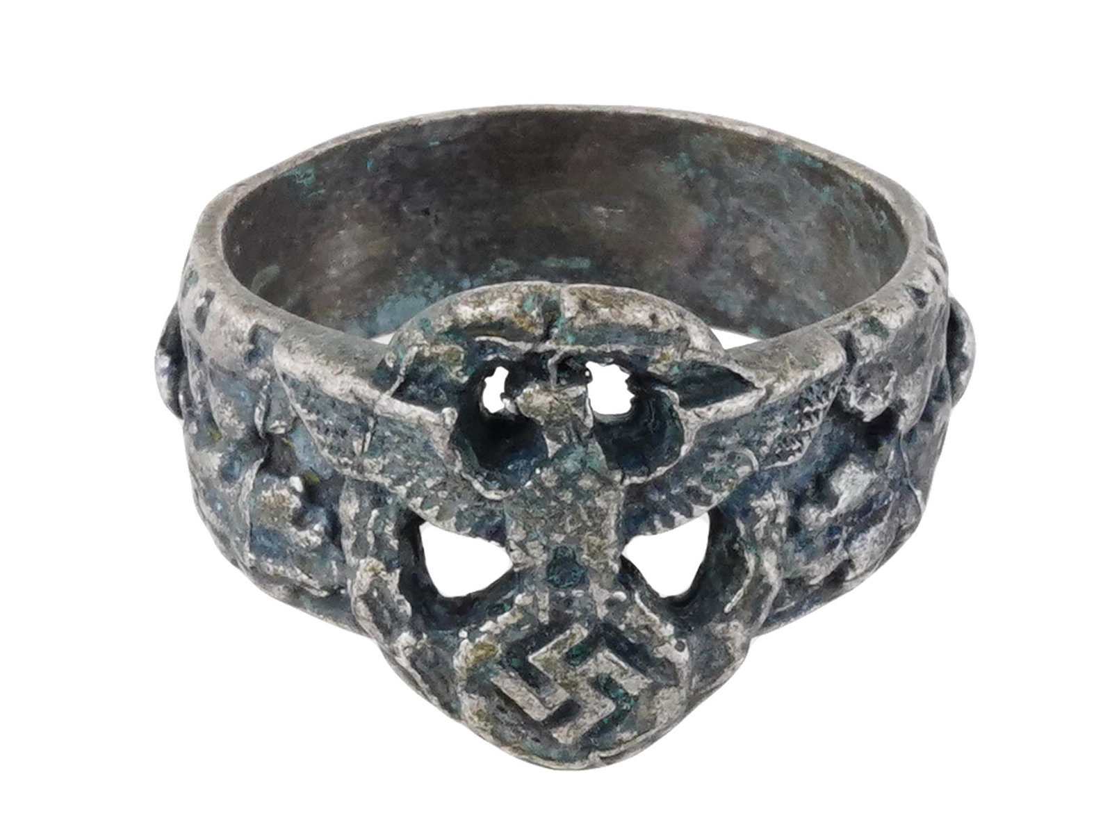 WWII MODEL NAZI GERMAN SS POLICE SIGNET RING: A World War II type German SS Police silver signet ring. Pierced Reichsadler on the crown is flanked with oak leaves. Marked 800 on the backside. Total Weight: 8.4 grams. Second World War Third Reich 