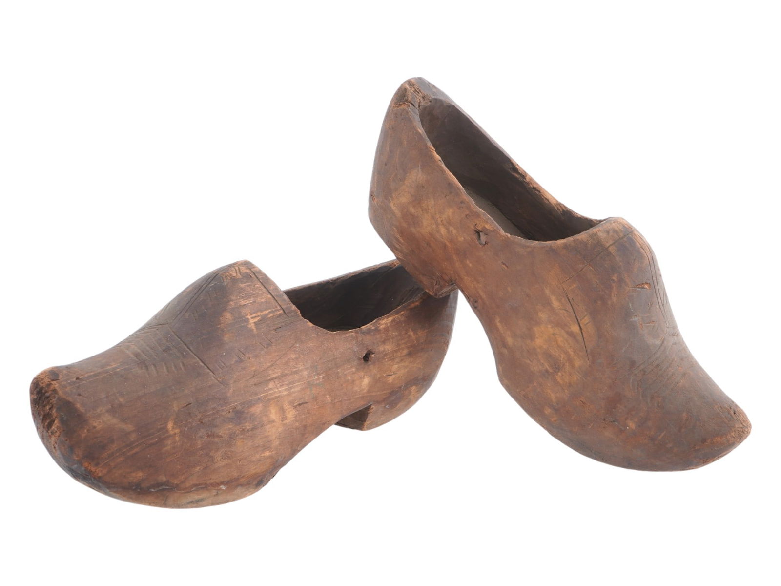 PAIR OF VINTAGE DUTCH HAND CARVED WOODEN SHOES CLOGS (1 of 7)