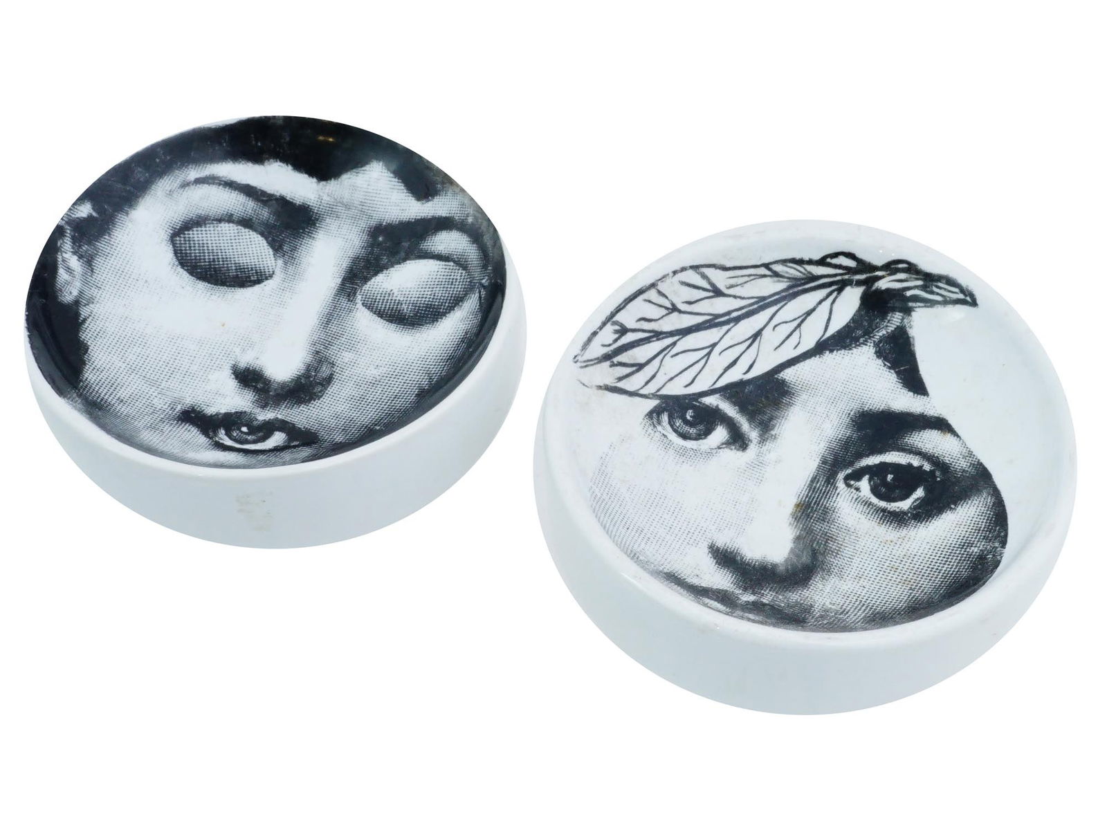 ITALIAN FORNASETTI TEMA VARIAZIONI PORCELAIN ASHTRAYS (1 of 6)