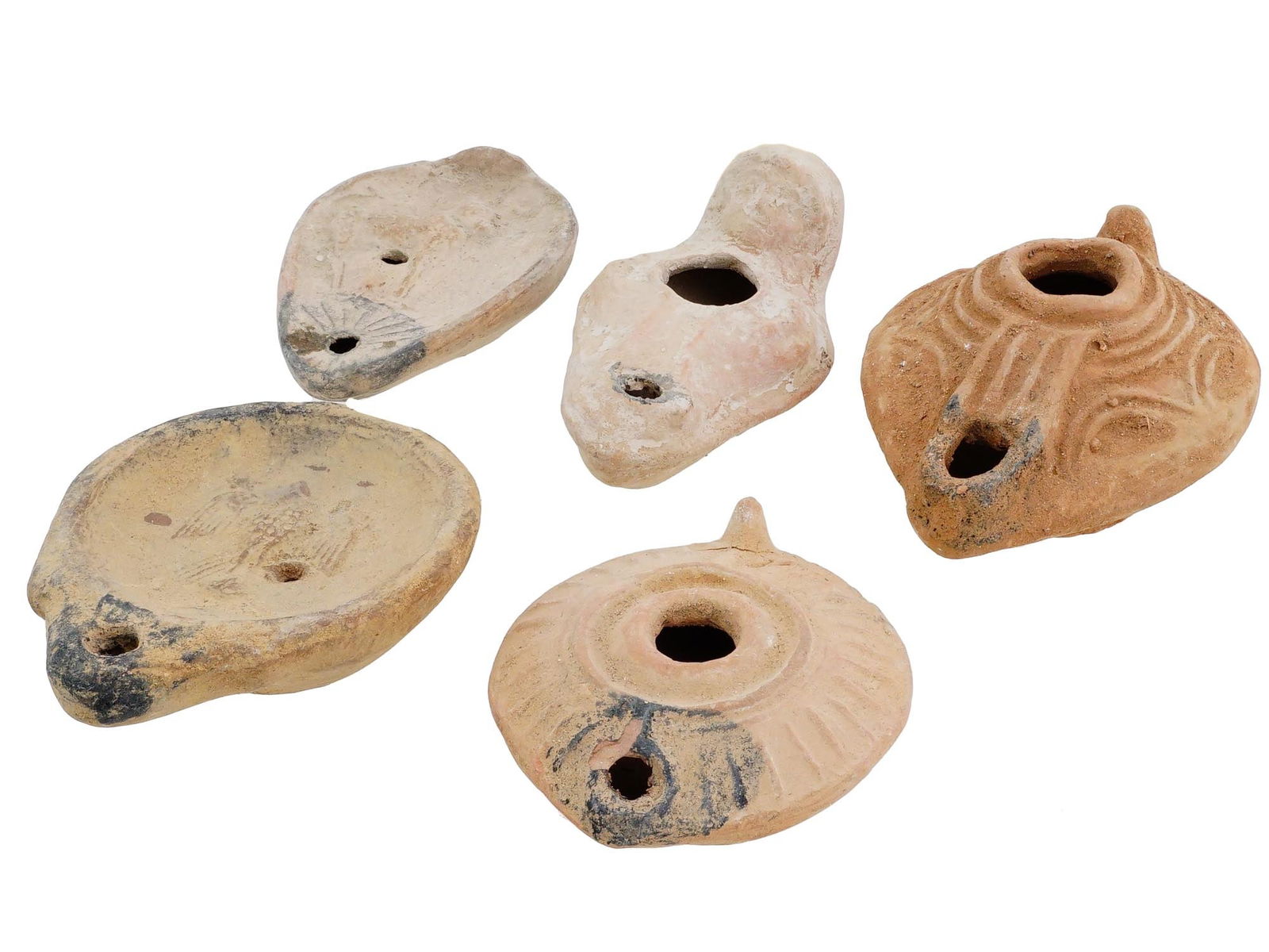 LOT 100 TO 300 AD ANCIENT ROMAN TERRACOTTA OIL LAMPS (1 of 8)