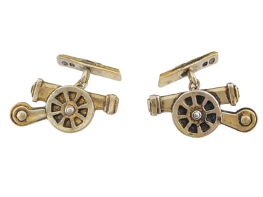 PAIR OF RUSSIAN FIGURAL CANNON GILT SILVER CUFFLINKS