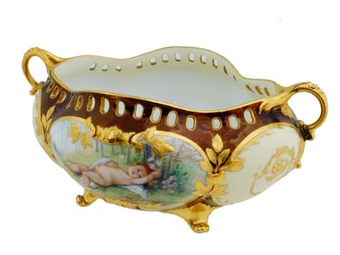 ANTIQUE DRESDEN PORCELAIN HAND PAINTED CENTERPIECE BOWL