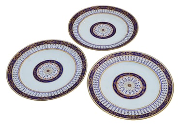 ANTIQUE FRENCH PORCELAIN PLATES BY SEVRES 18TH C