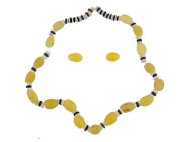 ANCIENT MULTICOLOR GLASS BEADED NECKLACE