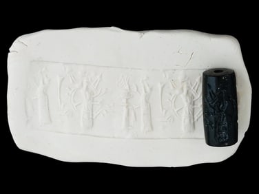ANCIENT MIDDLE EASTERN AGATE CYLINDER SEAL