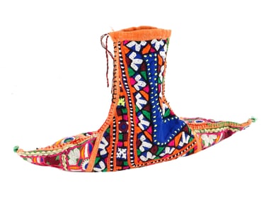 VINTAGE INDIAN ETHNIC EMBROIDERED BAG