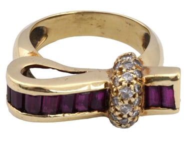 VINTAGE 14K GOLD RING WITH RUBIES AND DIAMONDS