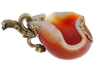 RUSSIAN CARVED AGATE AND GILT SILVER ASH TRAY