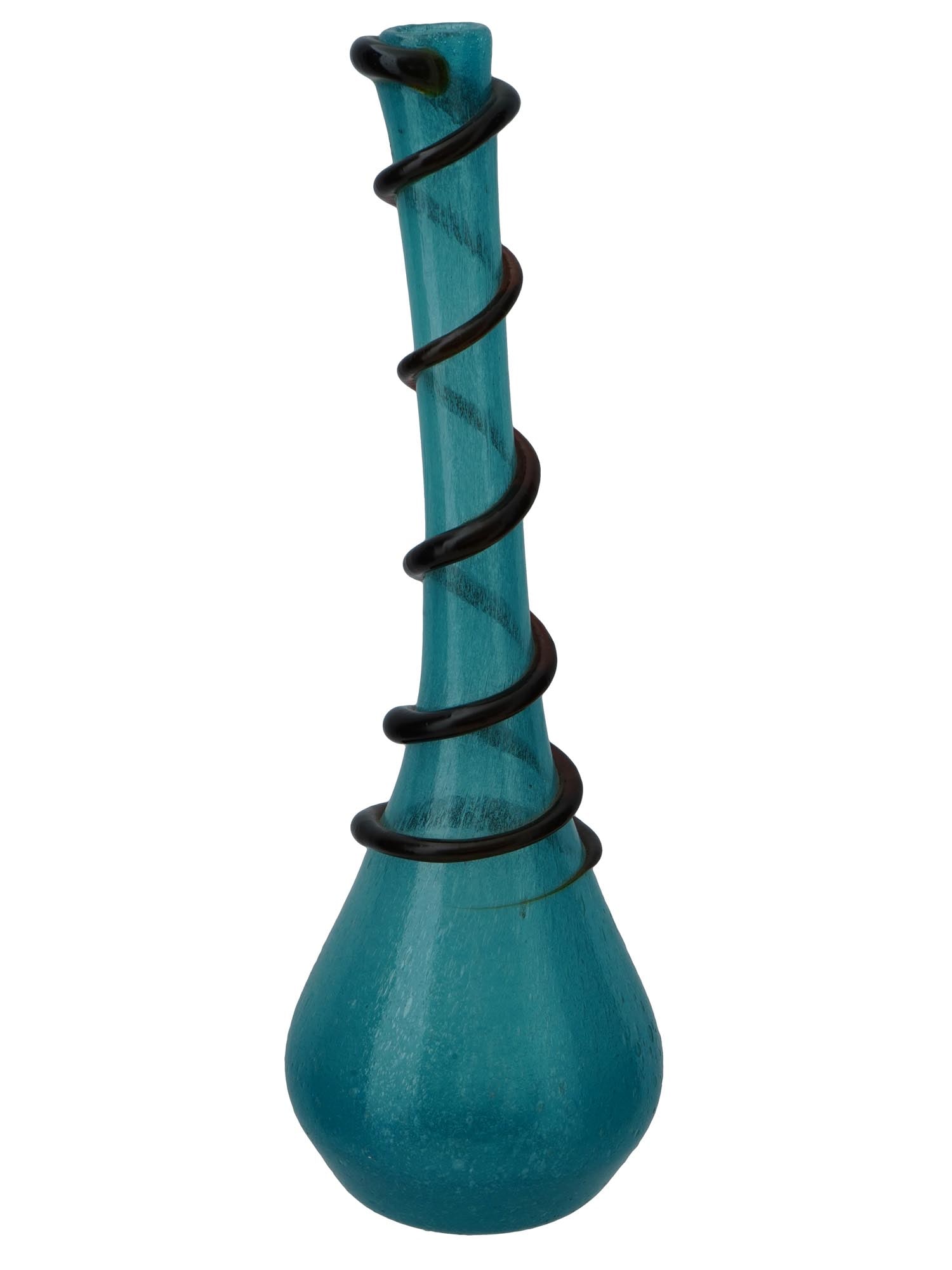 BLUE GLASS VASE IN ART NOUVEAU STYLE WITH THREAD: A hand blown blue glass vase in Art Nouveau style with encircling thread. Vintage and Antique Glass Vases For Collectors, Home Decor For Interior Design. Dimensions: H 16 1/4 in. All measurements are 