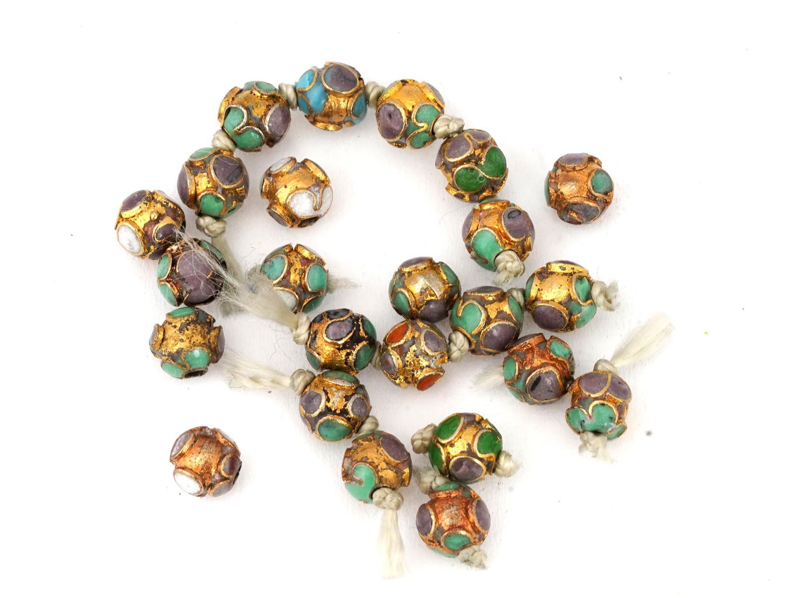 COLLECTION OF CHINESE FLORAL CLOISONNE ENAMEL BEADS (1 of 6)