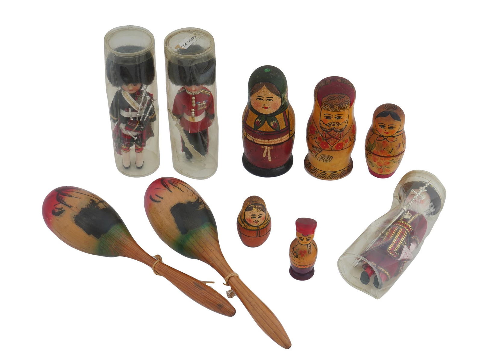RUSSIAN NESTING DOLLS GUARD DOLLS AND MARACAS (1 of 5)