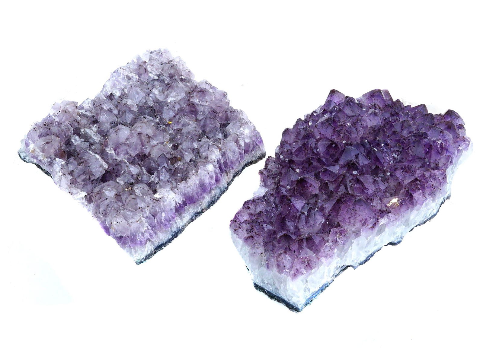 LOT OF TWO SPECIMENS OF AMETHYST QUARTZ CRYSTALS (1 of 7)