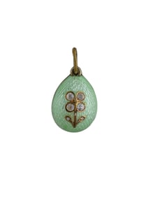 RUSSIAN GILT SILVER GUILLOCHE ENAMEL EGG PENDANT