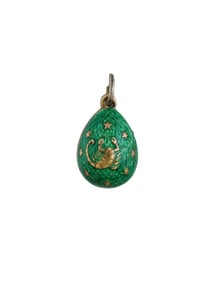 RUSSIAN GILT SILVER GUILLOCHE ENAMEL EGG PENDANT
