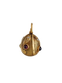 RUSSIAN 88 GILT SILVER EGG PENDANT WITH GARNETS