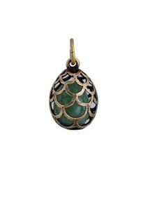 RUSSIAN OPENWORK GILT SILVER AND JADE EGG PENDANT