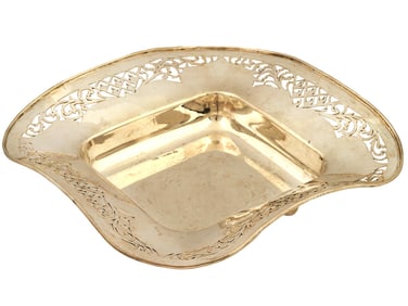 STERLING SILVER BONBONNIERE DISH WITH OPENWORK RIM