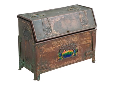 ANTIQUE ENGLISH ARTS AND CRAFTS COPPER ENAMEL BOX