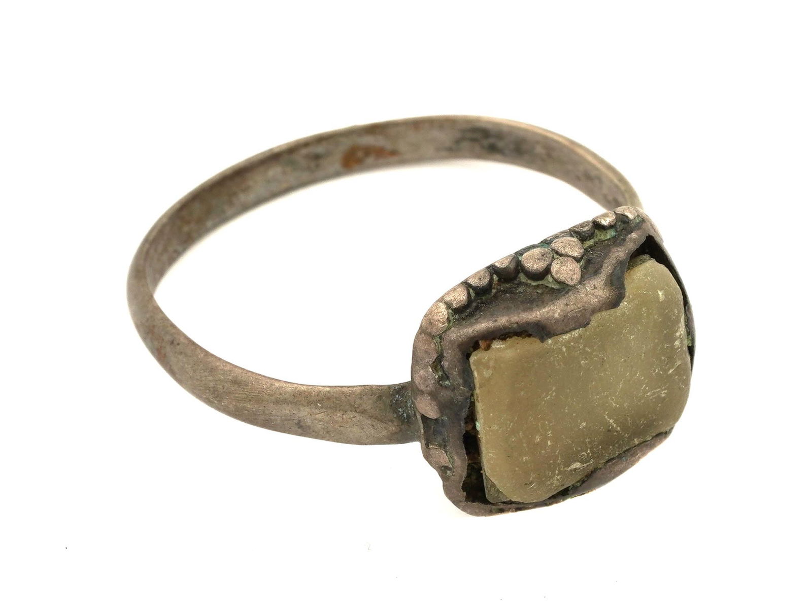 ANCIENT ROMAN SILVER RING WITH A GLASS STONE (1 of 6)